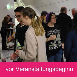 Schüler*innen des Münchenkollegs im NS-Dokuzentrum