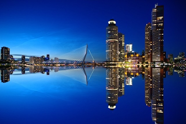 Das Städtische Münchenkolleg besuchte im Juli 2026 die Stadt Rotterdam im Rahmen einer Studienfahrt